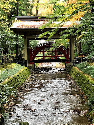 吉方位 弥彦神社