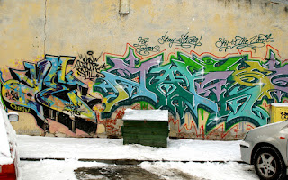 http://fotobabij.blogspot.com/2016/01/graffiti-na-tapete-zdjecia.html