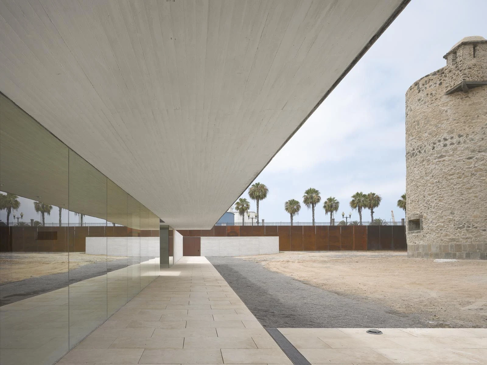 Castillo de la Luz Museum Extension by Nieto