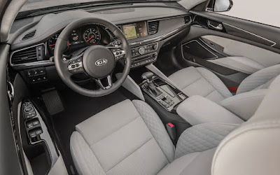 Kia Cadenza 2017 Lowers the Price