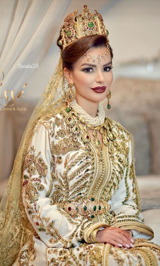 Photos Caftan  Marocain de Mariage  2022 Vente Sur Mesure 