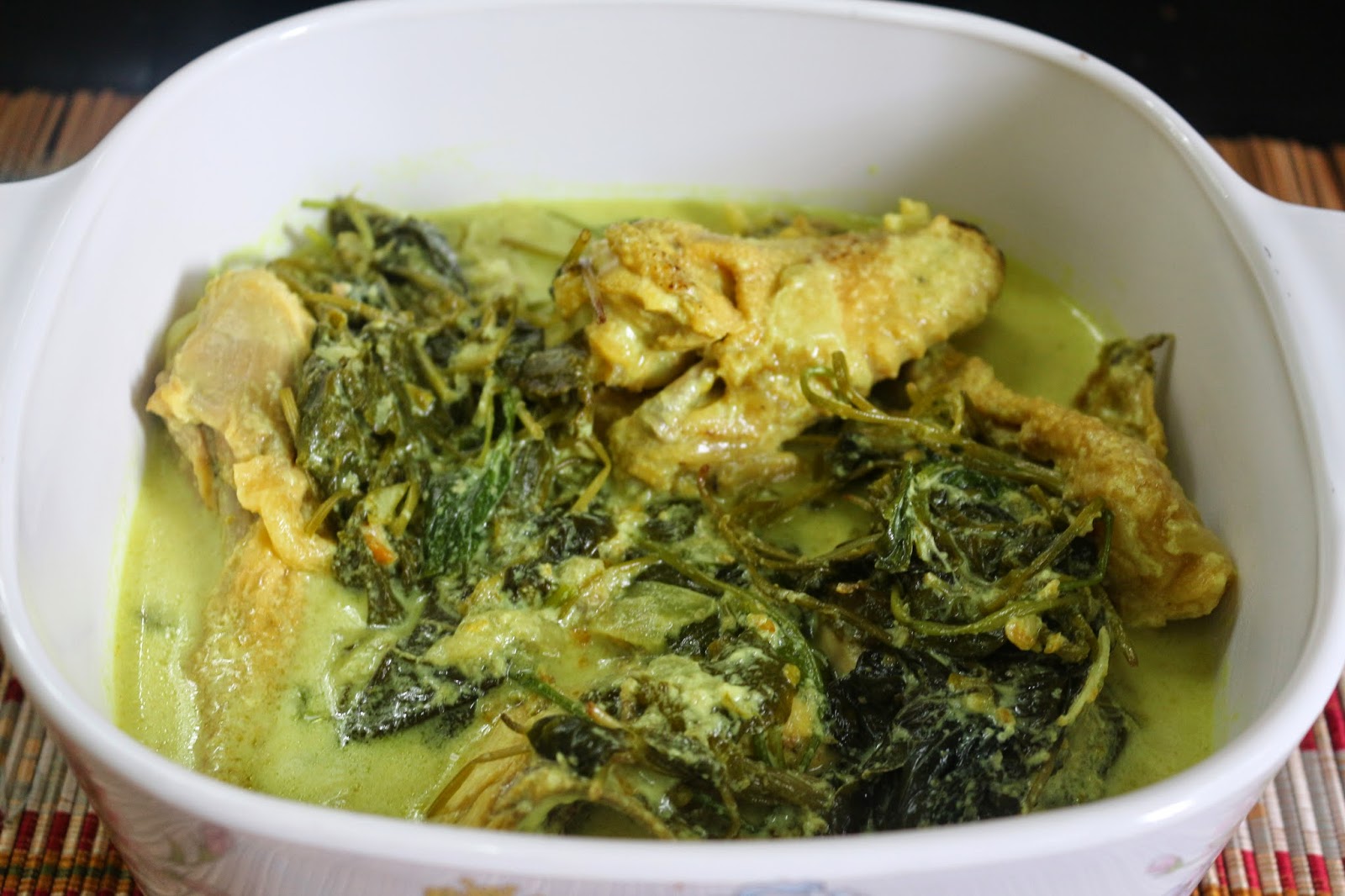 RESEPI CIKGU ANI GULAI LEMAK CILI API AYAM  KAMPUNG PUCUK 