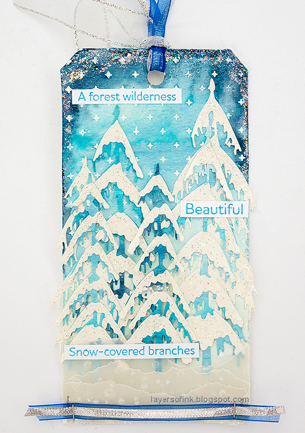 Layers of ink - Snow-covered Branches Tag Tutorial by Anna-Karin Evaldsson.