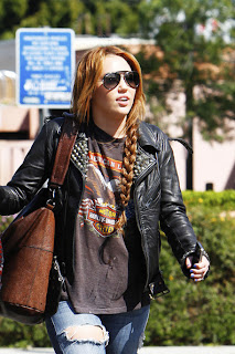 Miley Cyrus Casual Long Braided Hairstyle