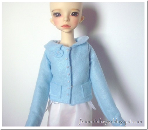 Cute felt coats for MSD and Yosd sized ball jointed dolls.