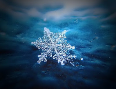 Christmas Snowflake free wallpaper download