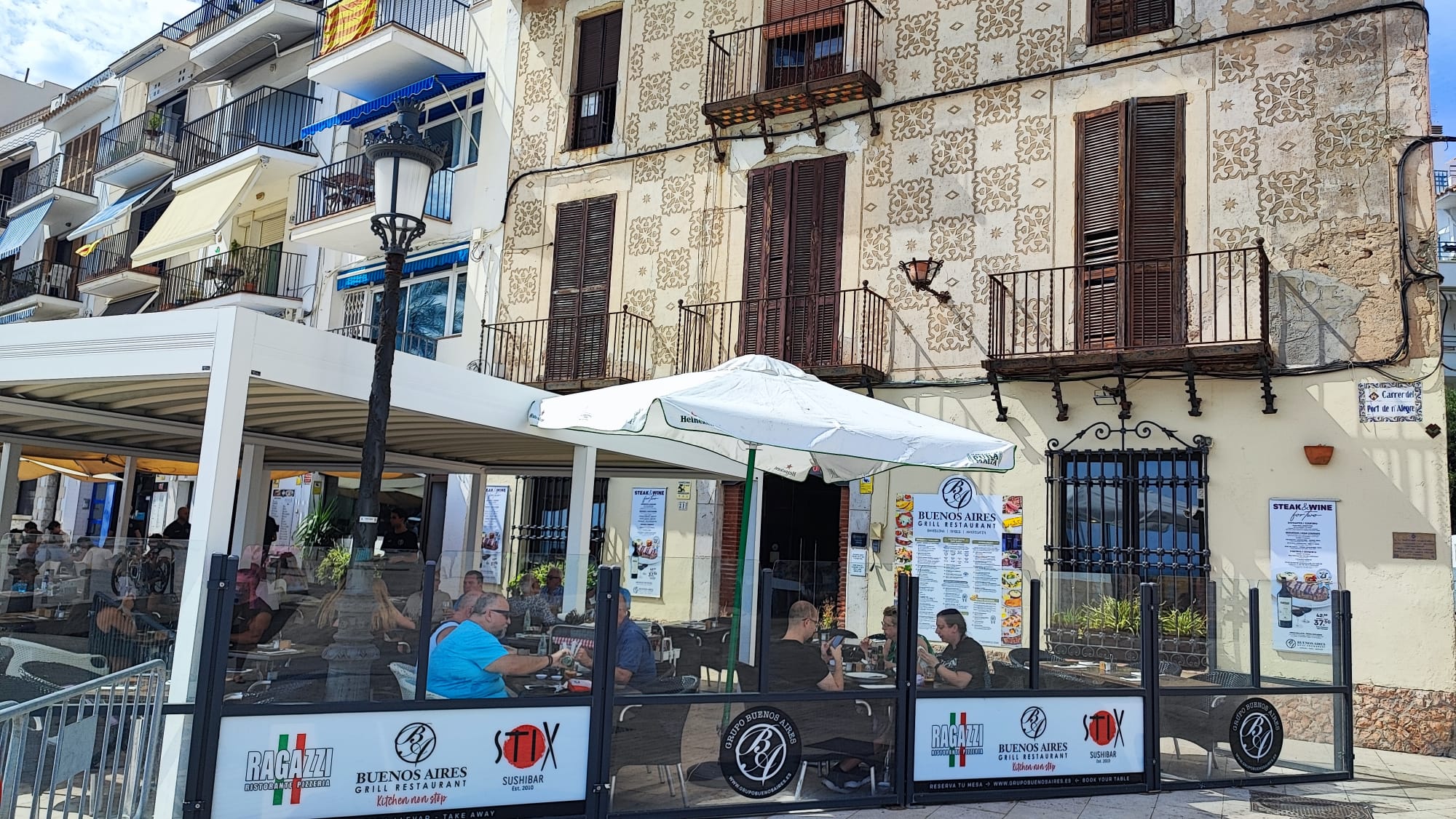 Buenos Aires Grill Restaurante en Sitges: Un Rincón de Argentina en la Costa Catalana