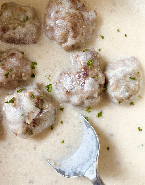 One Pot Stroganoff Meatballs