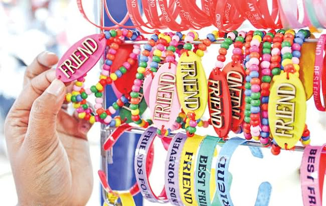  Friendship day bands for friends