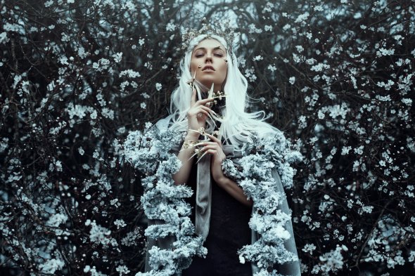 Bella Kotak 500px arte fotografia fashion surreal mulheres modelos flores magia beleza