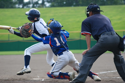 写真 「少年野球の試合風景」