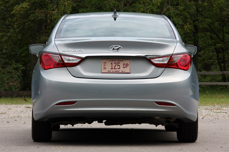 luxury 2011 Hyundai Sonata Preview