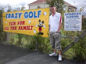 Knightly's Crazy Golf, Towyn