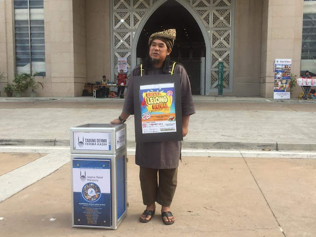 Pesta Lelong Buku Di Putrajaya