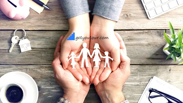 hands-in-hands-protecting-paperfamily