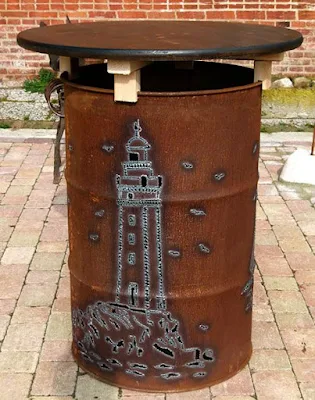 Usar o barril na decoração é cada vez mais comum e dá mais originalidade ao seu ambiente.