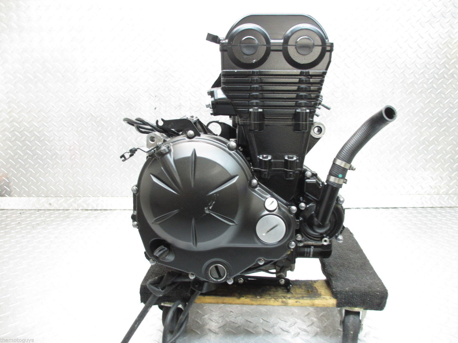 JUAL MESIN MOTOR SEGELONDONGAN mesin moge  mesin motor gede 