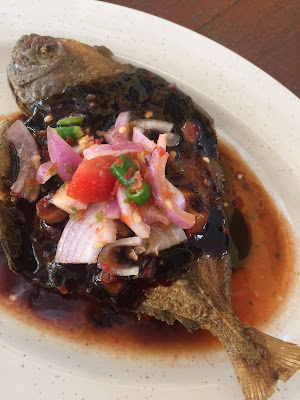 tak jemu bila cerita bab makan, ikan bawal goreng, air asam mempelam, ikan bakar, menu utara