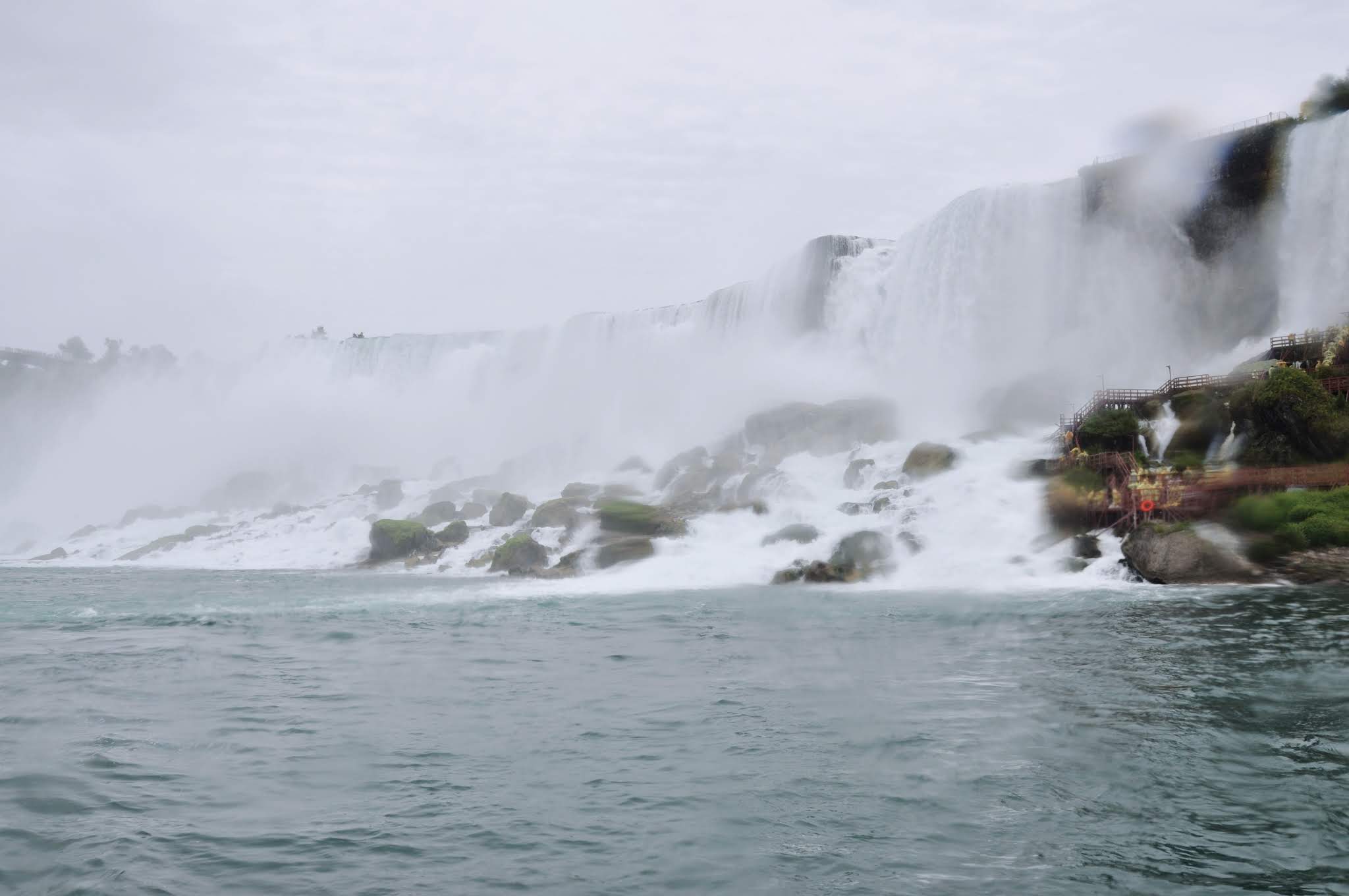 American Falls and Bridal Veils Falls @ Niagara Falls, Ontario, Canada