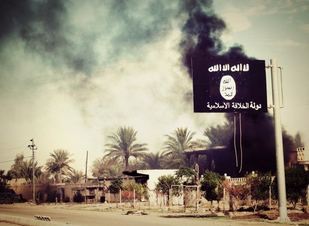 H ήττα του ISIS και το επικίνδυνο παιχνίδι με τα σύνορα