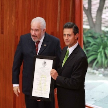 Peña Nieto recibe constancia de presidente electo