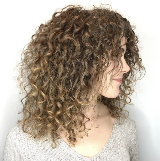 natural curly hairstyles