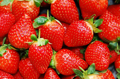 Strawberries Nutritional Profiles and Unique Benefits