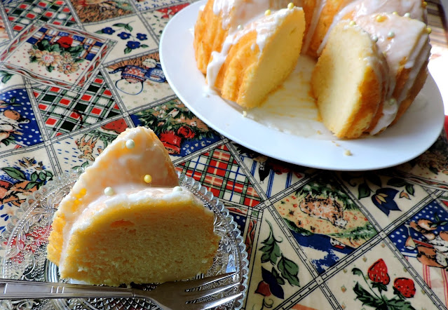 Lush Lemon Poundcake