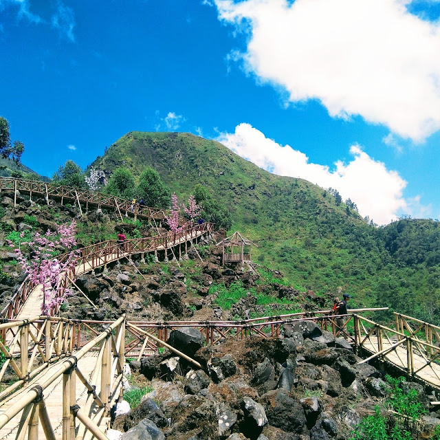  Berwisata di akhir pekan telah dinanti nanti bagi setiap keluarga Sibajag Green Canyon Temanggung Destinasi Wisata Alam Di Jawa Tengah