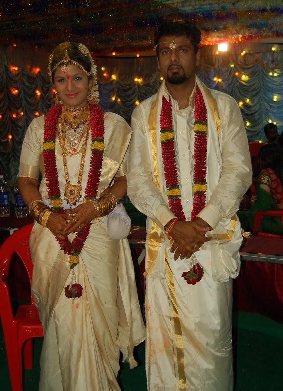 Actress Rambha Wedding Photos title=
