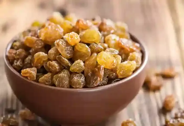 5 amazing dry fruits that can help speed up weight loss.