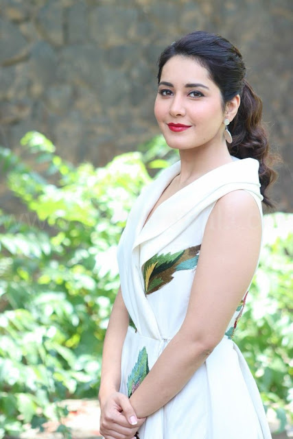 Rashi Khanna latest photo