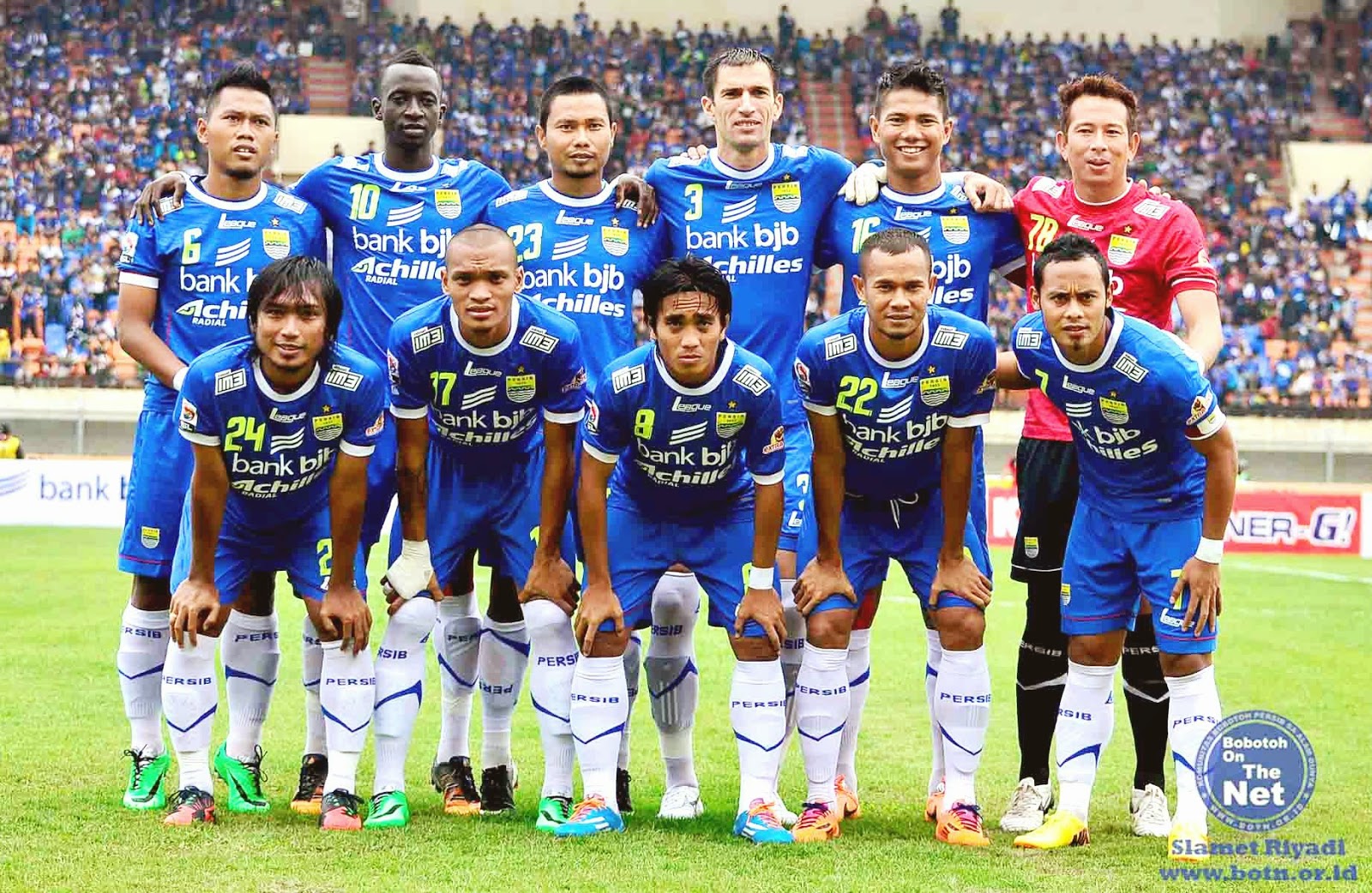 PALEMBANG  Hasil semifinal ISL 2014 antara PERSIB BANDUNG vs Arema