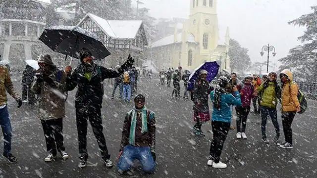 New-year-will-not-be-welcomed-due-to-rain-and-snowfall-in-Himachal