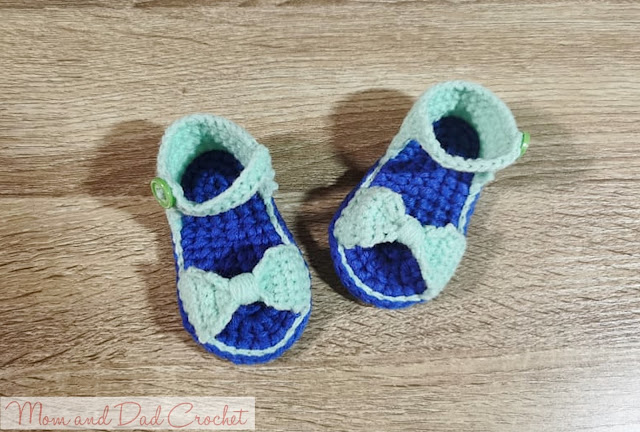 crochet, crochet free pattern, crochet pattern, crochet sandals bow accent, free crochet pattern, bow sandals, crochet bow sandals, Mom & Dad Crochet, 