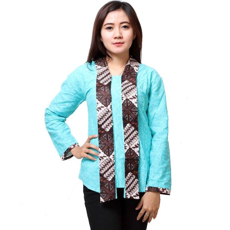 10 Model Baju Batik Kantor Wanita Kombinasi, Eksotis 