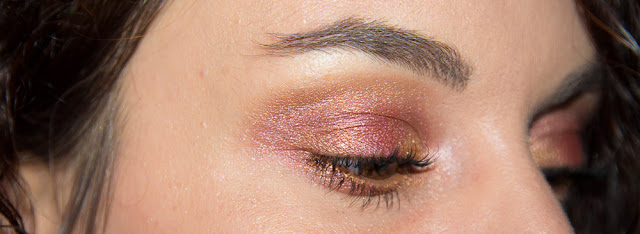 maquillage - yeux - bordeaux - or