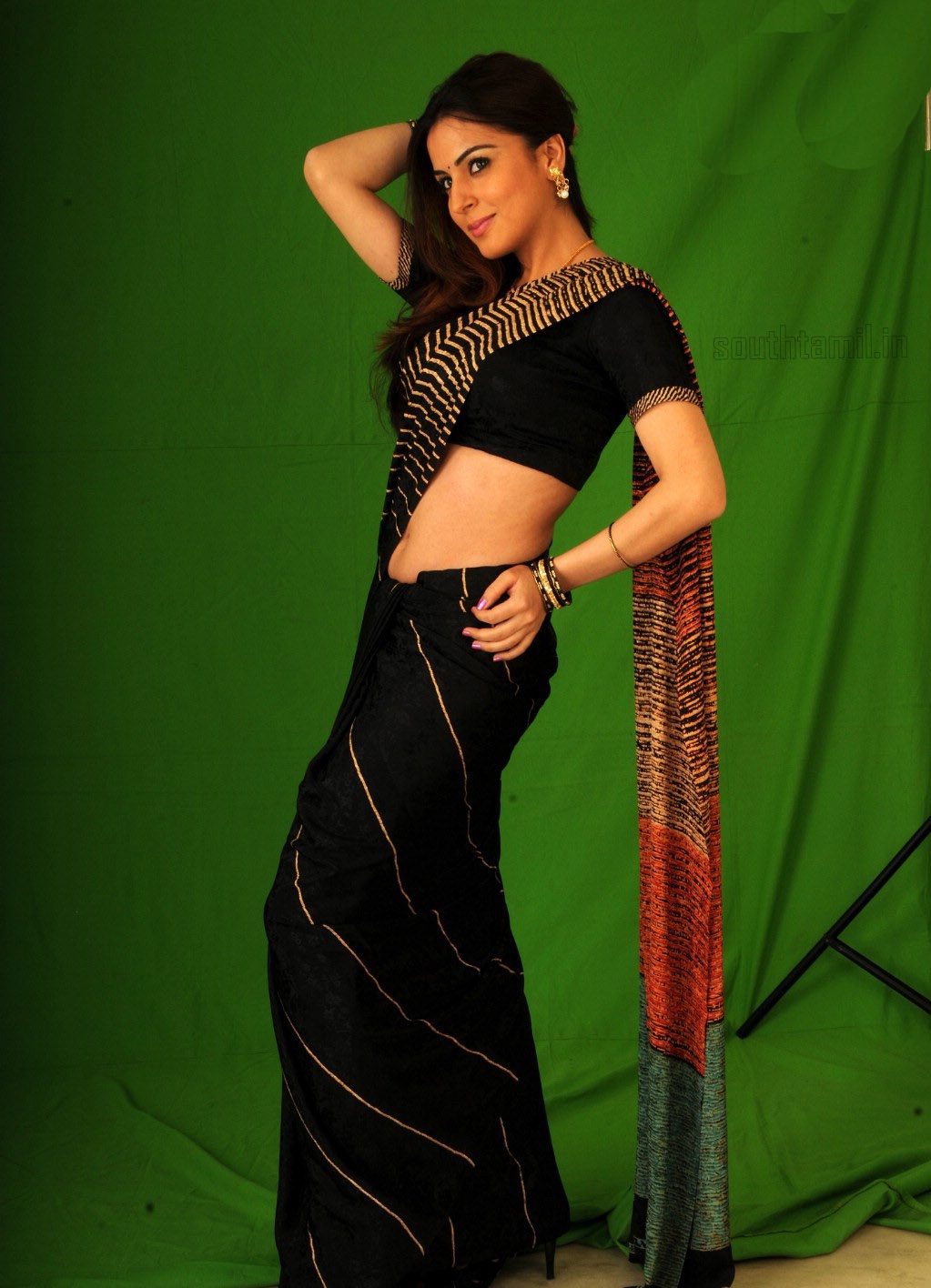 shraddha arya wallpapers