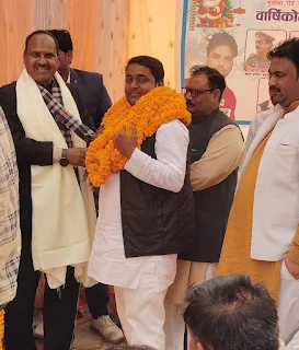 वक्फ़ विकास निगम के निदेशक गुलाम मुहम्मद ने समाजसेवी साहब लाल को किया सम्मानित