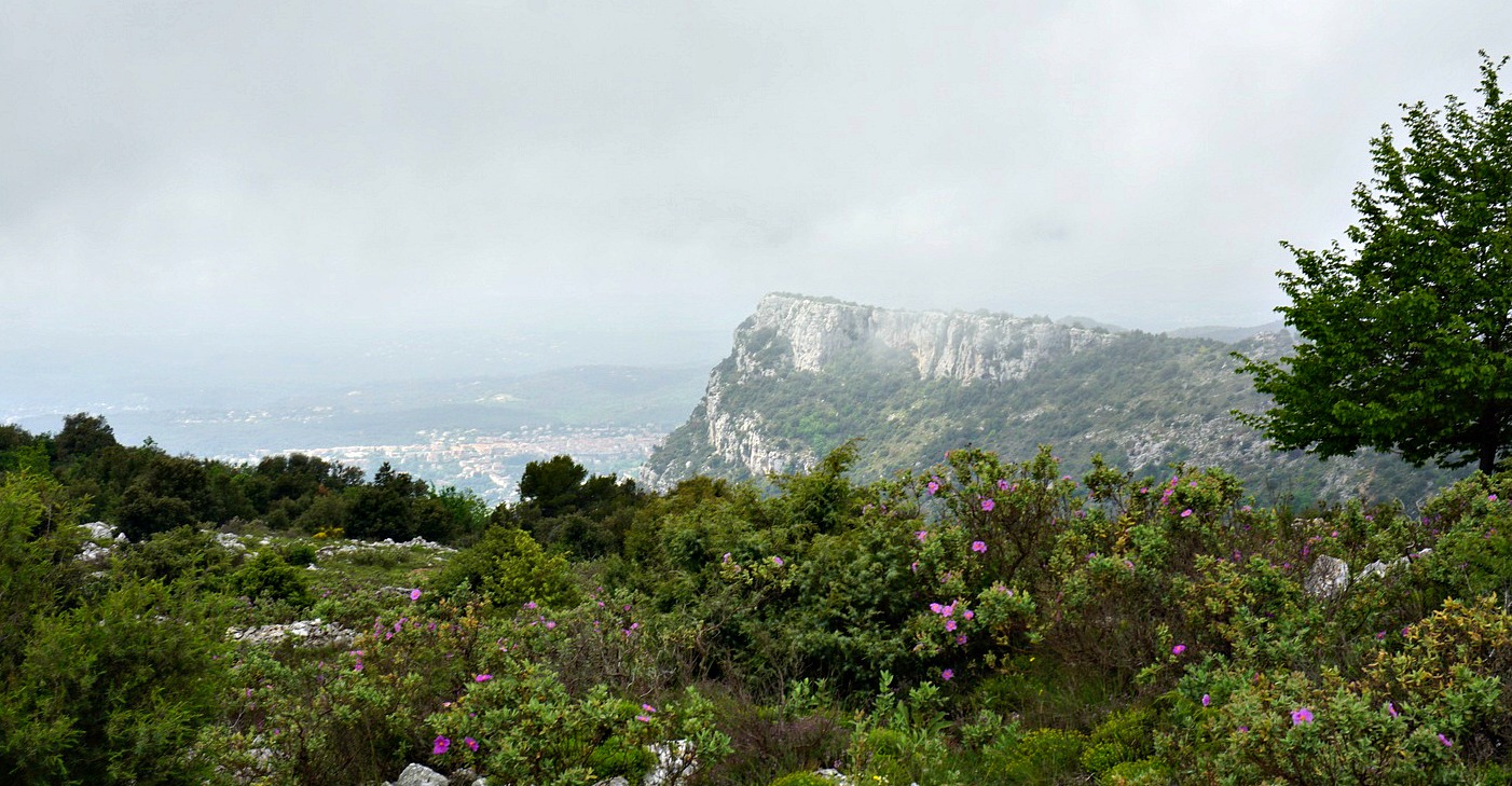 Baou St-Jeannet viewed from la Colle