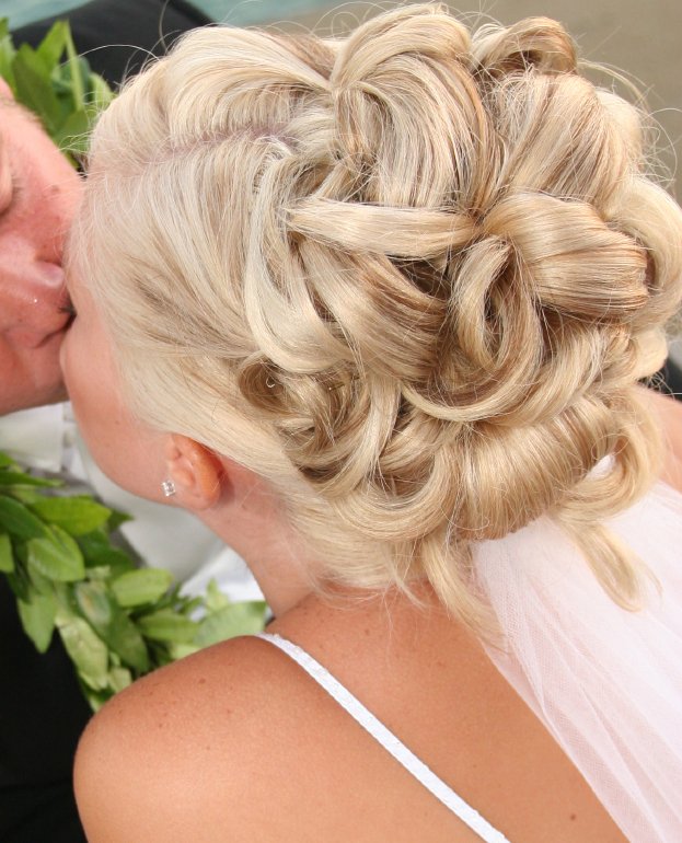 two bridesmaids. Celebrity Wedding Hairstyles 