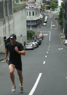 hill running uphill training energia sports .com .au