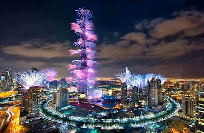 nighttime fireworks in beautiful Dubai