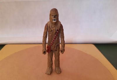 Boneco / figura de ação articulada nos braços e virilha do Chewbacca da Star Wars / Guerra nas Estrelas  LFL 2013 Hasbro  11,5 cm de altura R$ 22,00