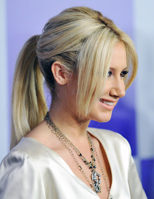 HQ Wallpapers by Ashley Tisdale