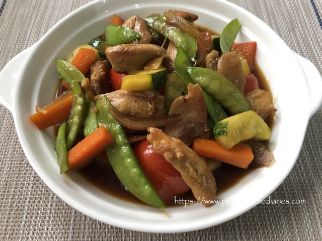 Stir Fry Chicken with Zucchini