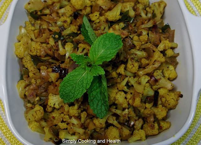 Cauliflower stir-fry with turmeric