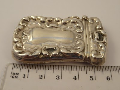 MODERN ANTIQUE STYLE STERLING SILVER VESTA CASE-29.8G