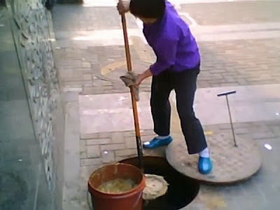 WARNING: Gutter Oil In China Used For Cooking