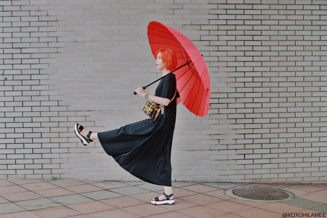 Ootd ブラックマキシワンピースと赤い傘 Japanese Fashion Blogger Xoxohilamee 日本人ファッションブロガー
